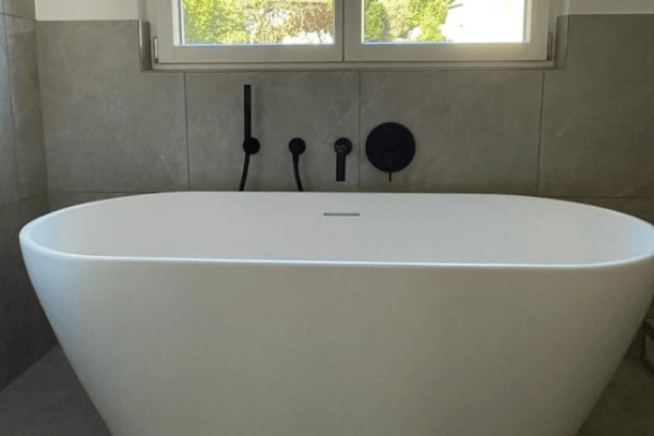 Badezimmer Badewanne
